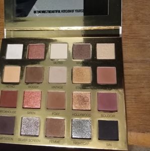 Scott Barnes Snatural Eyeshadow palette